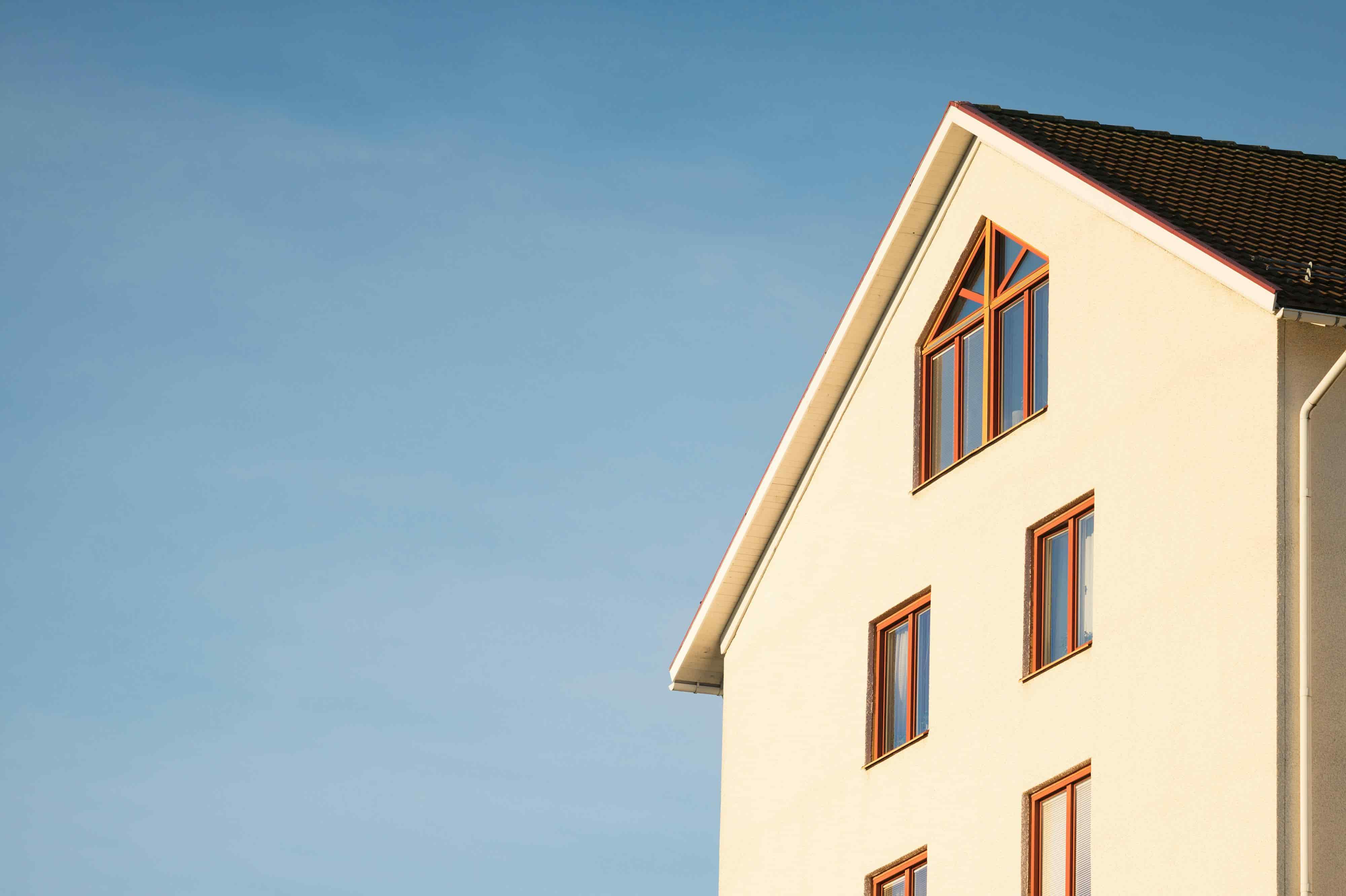 Comparativa de estrategias de inversión inmobiliaria